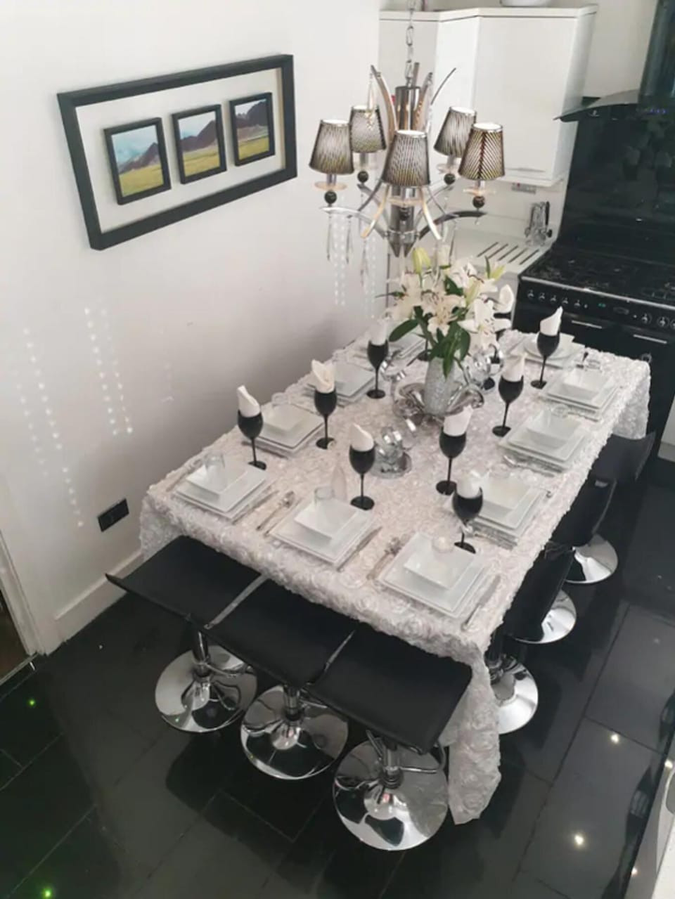 Apartment | Dining