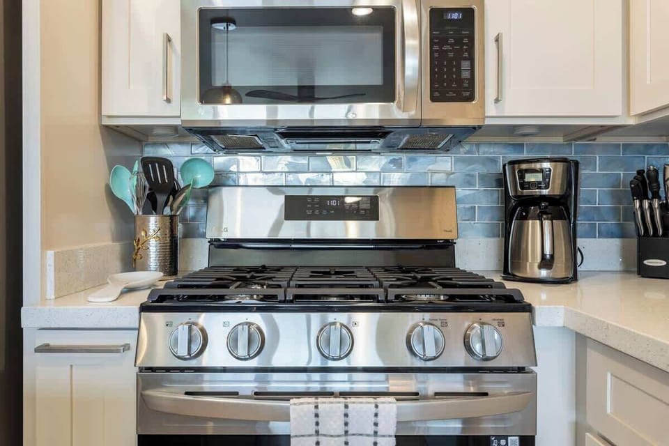 Upgraded stainless appliances