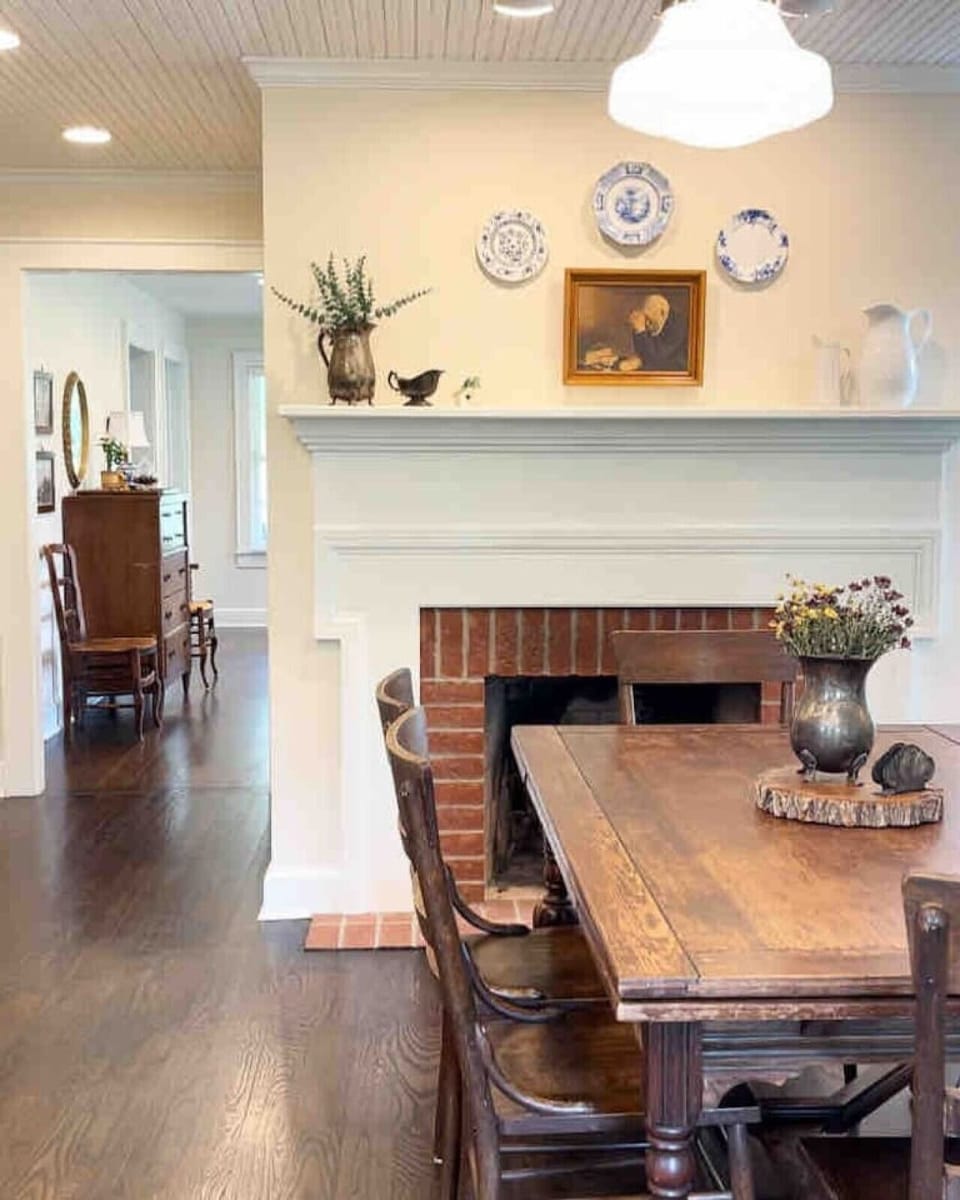 Dining table in Boxwood House.