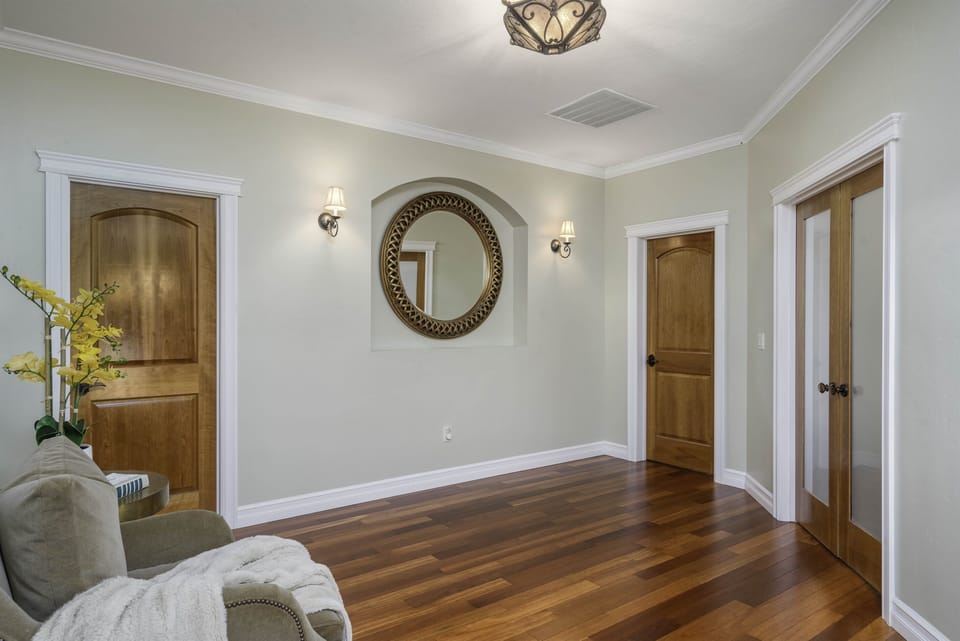 A spacious landing the leads to the 3 bedrooms.