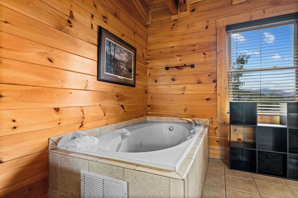 jacuzzi tub