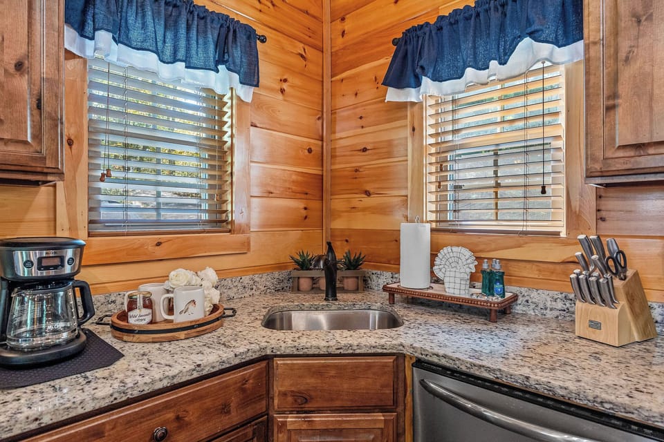 Kitchen sink