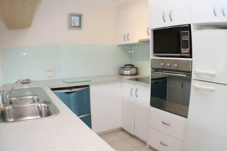 Equipped Kitchen !