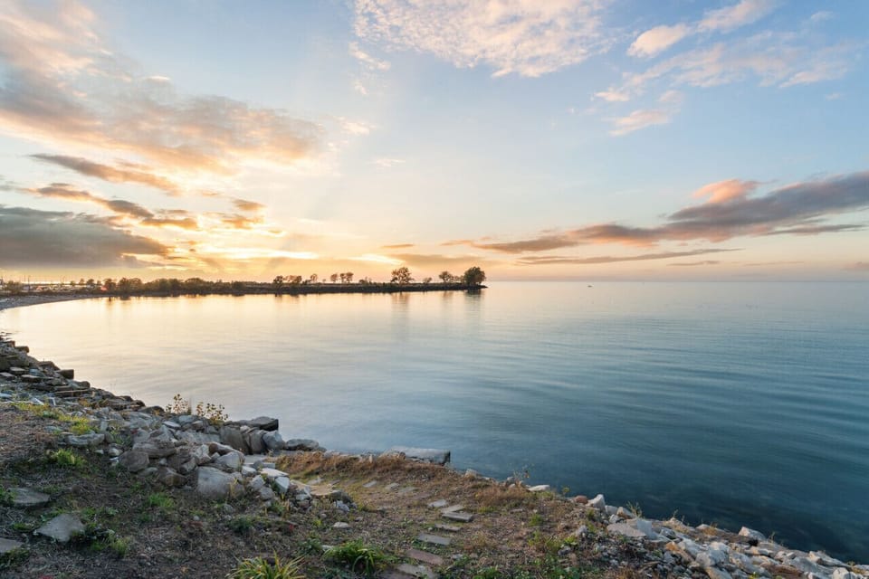 Gorgeous sunsets, incredible views from the back yard!