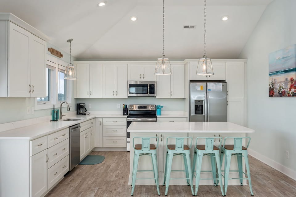 KH152: Ocean Breeze | TL Kitchen Area- Island Seating for 4