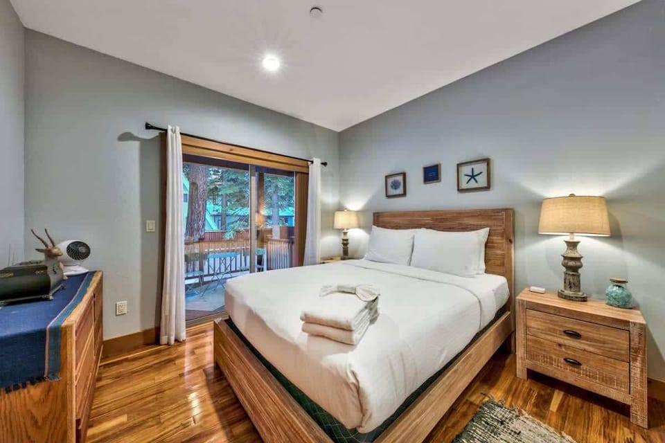 With four bedrooms throughout the home, larger groups can spread out while still having plenty of shared space for time together.
