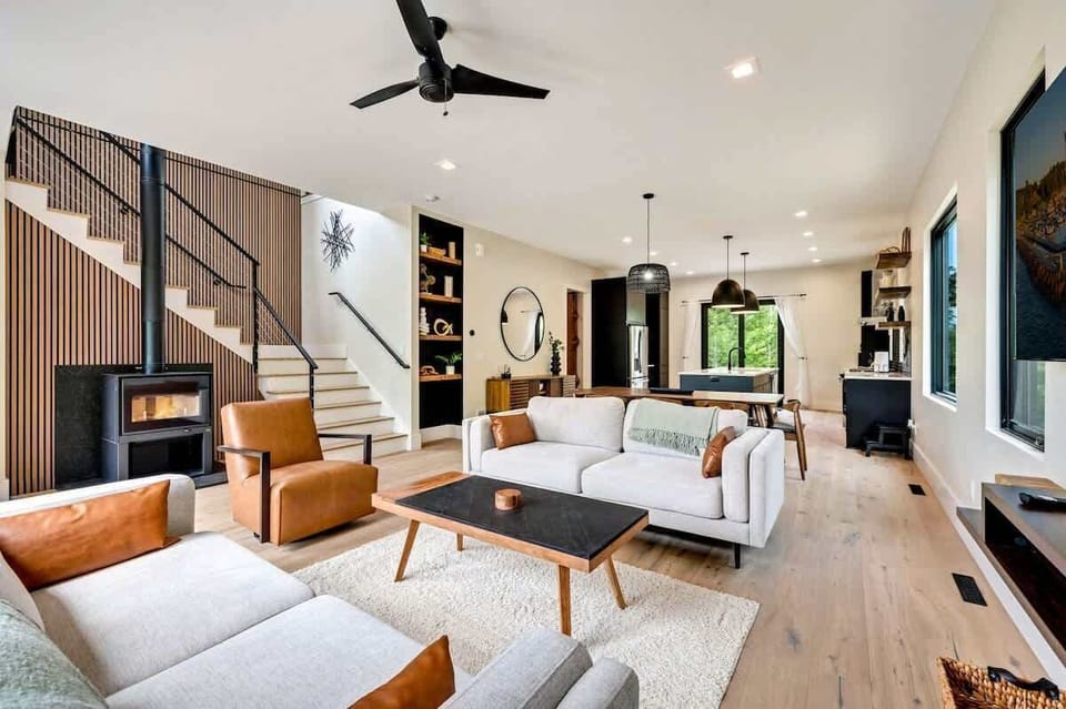 Welcome to the Nordica House and Loft, a modern and design-driven retreat located in the heart of Egg Harbor. This spacious property features a den, 6 bedrooms, 4 bathrooms, and offers a perfect balance of style and guest comfort.