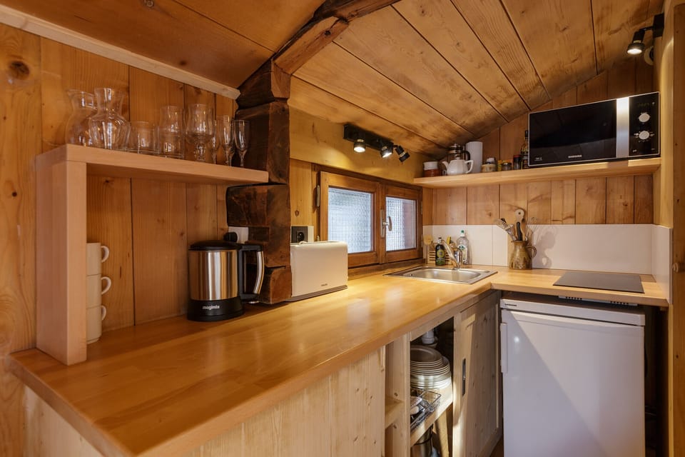 Brigitte's Mazot kitchenette