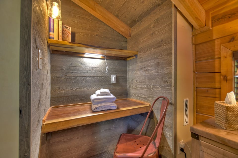 Desk area in the queen bedroom on the upper level