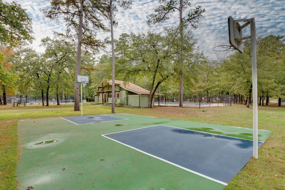 Holly Lake Retreat w/ 2 Community Pools & Yard Cottage in Texas