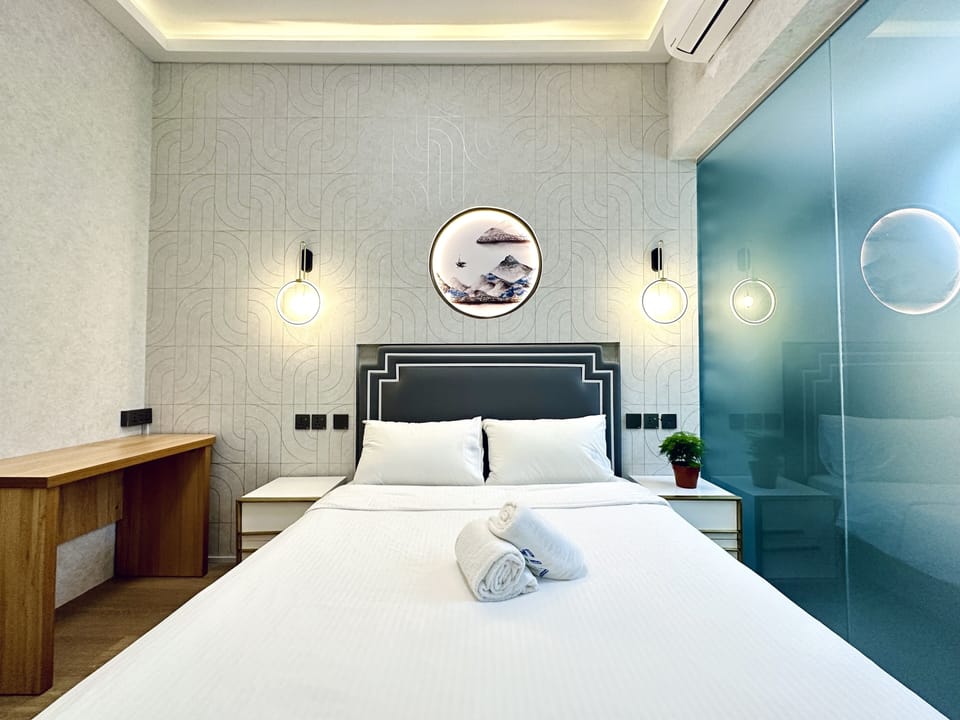 Standard Single Room | Desk, soundproofing, WiFi (free), bed sheets