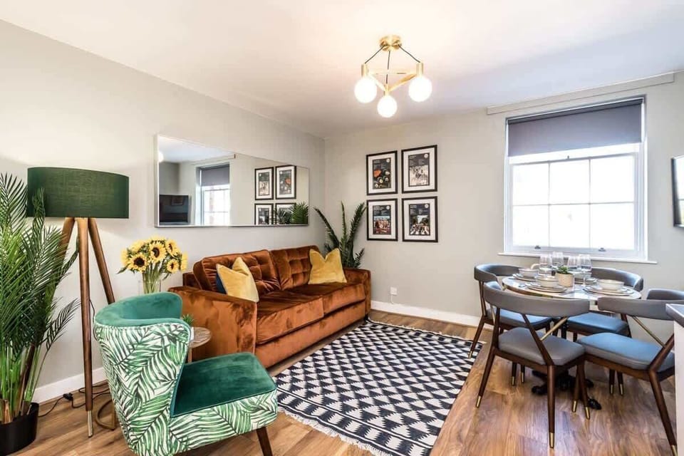 Canning Quarters, Liverpool - Host & Stay