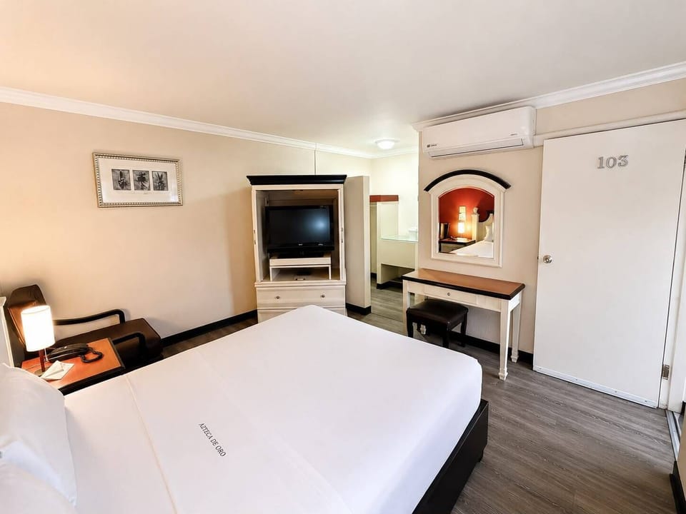 Room | WiFi (free)