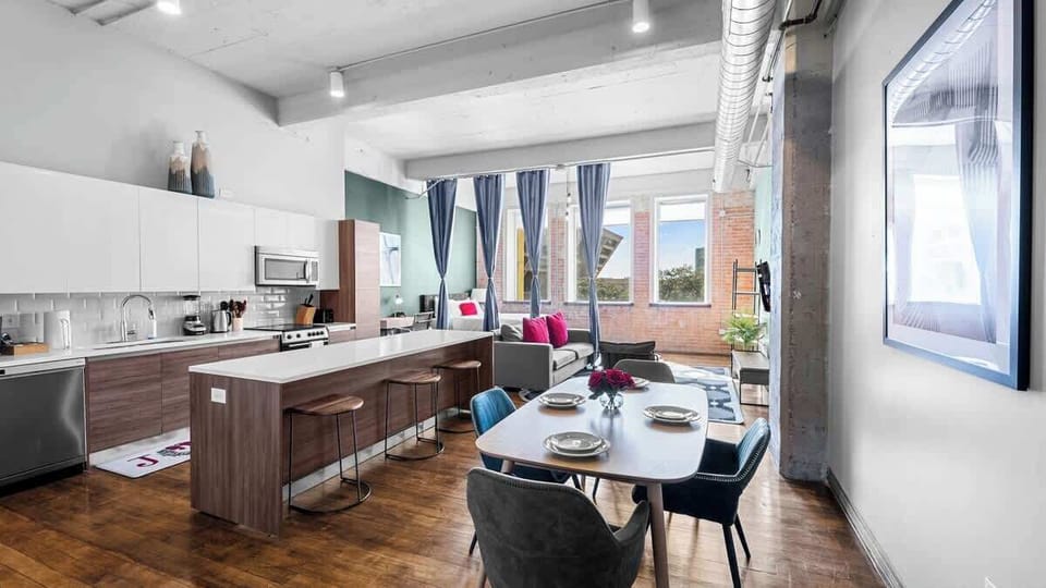 Urban Oasis Kitchen & Living: Sleek details and vibrant decor await your culinary adventures!