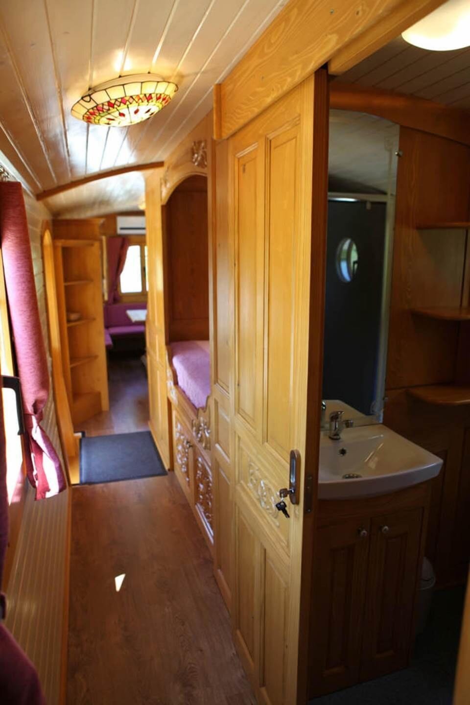 Meriva - Roulotte insolite 4-5 personnes (08)