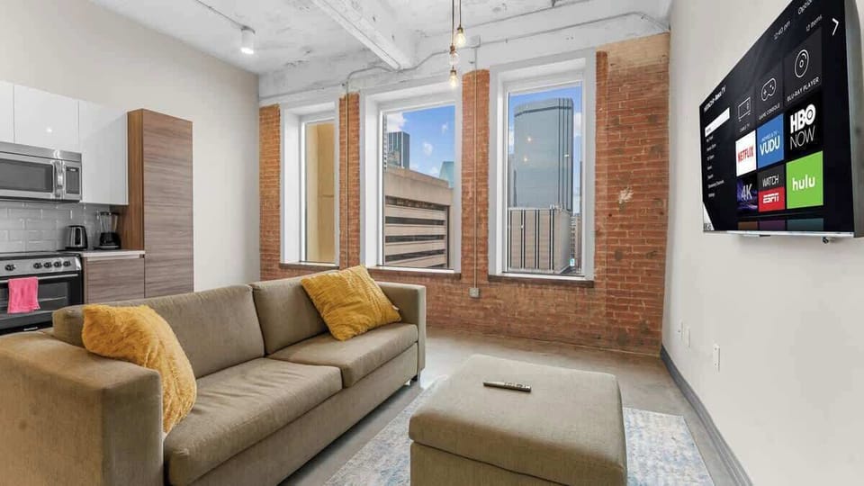 Spectacular skyline views paired with stylish decor for ultimate relaxation!