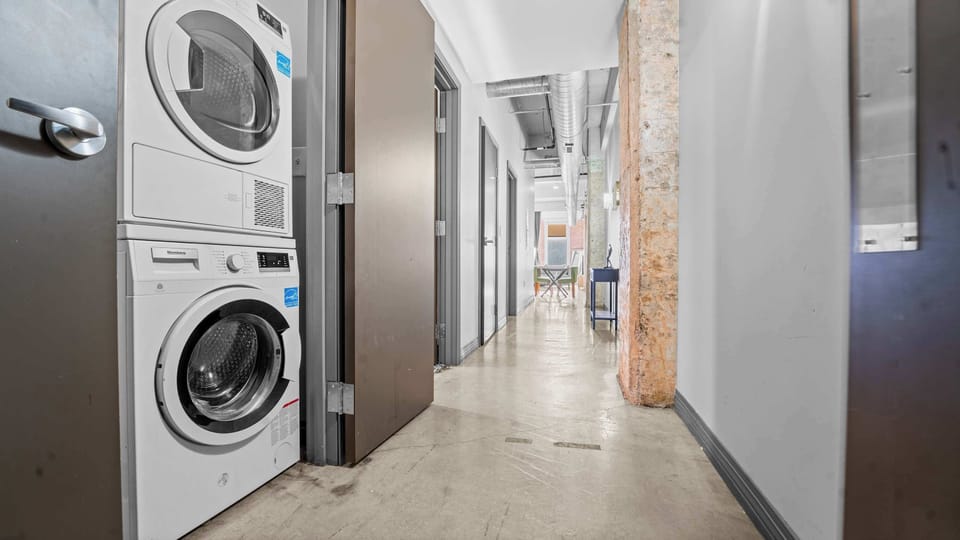 Enjoy the convenience of in-unit washer and dryer for effortless travels!