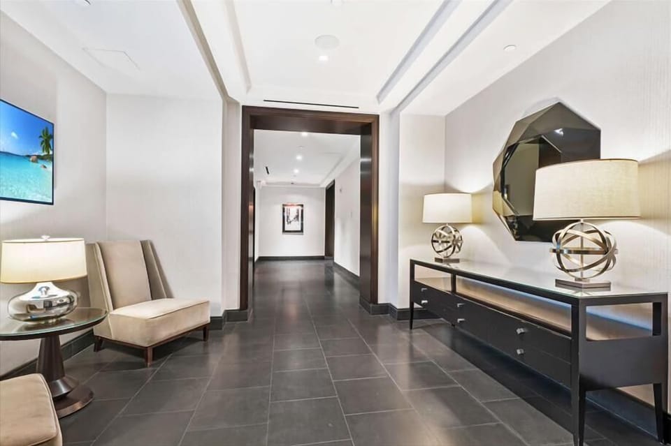 Jersey City 1 Bedroom River View Common Area
