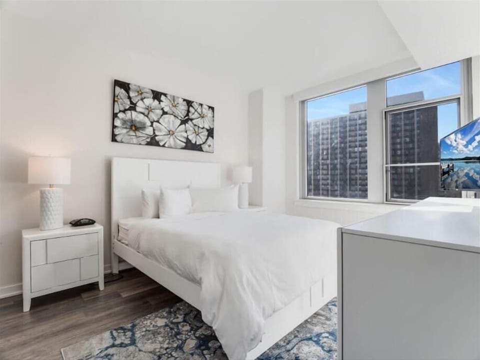 South Arlington Arlington 1 Bedroom with Balcony Bedroom