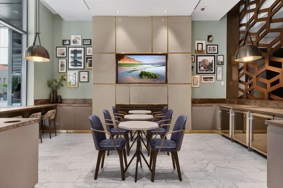 Jersey City 1 Bedroom Lobby