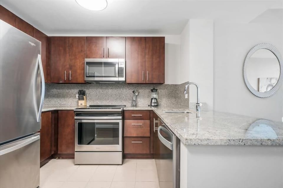 Jersey City 1 Bedroom Kitchen