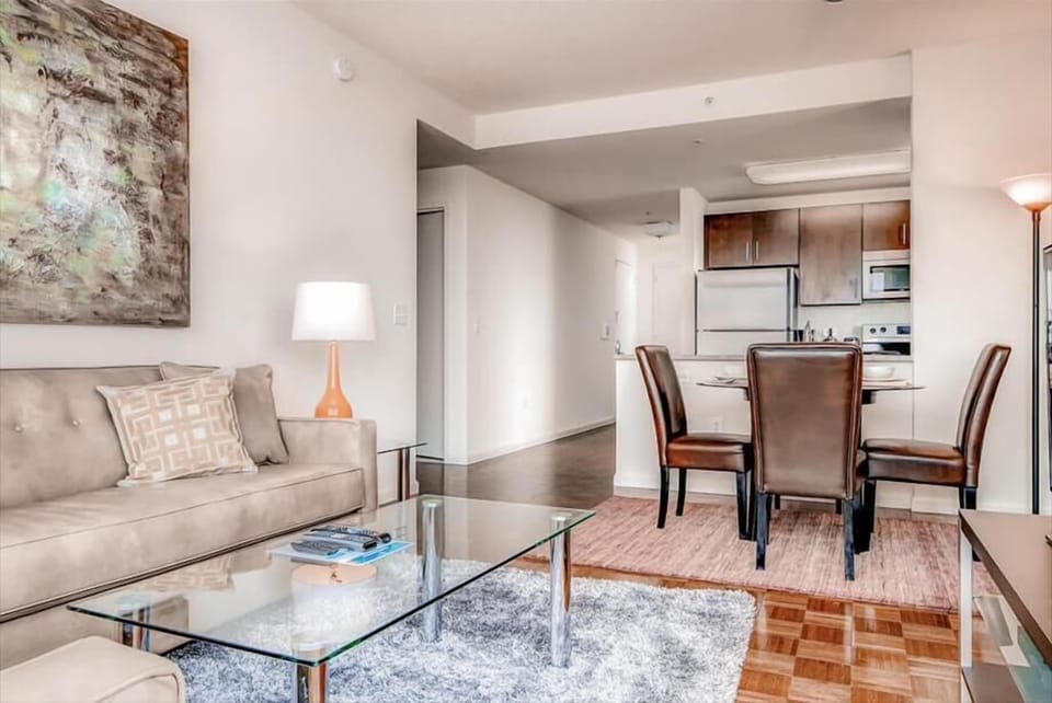 Jersey City 2 Bedroom Living Room