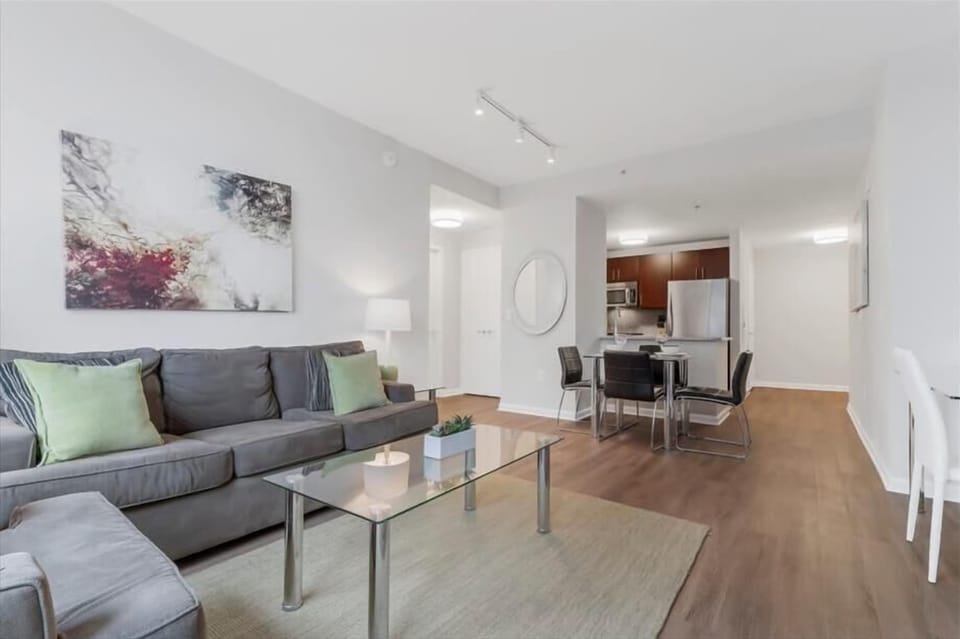 Jersey City 1 Bedroom Living Room