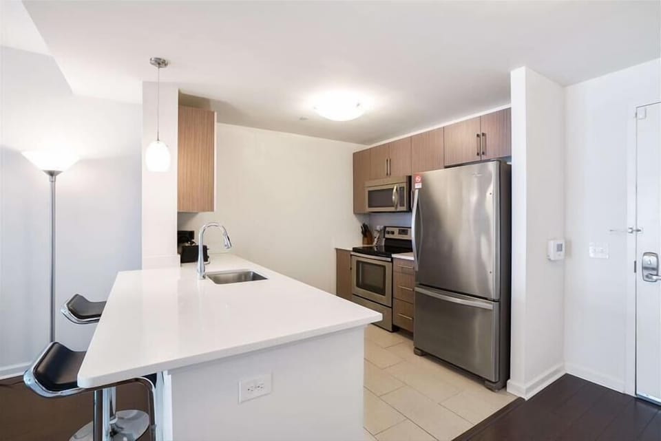 Jersey City 1 Bedroom Kitchen
