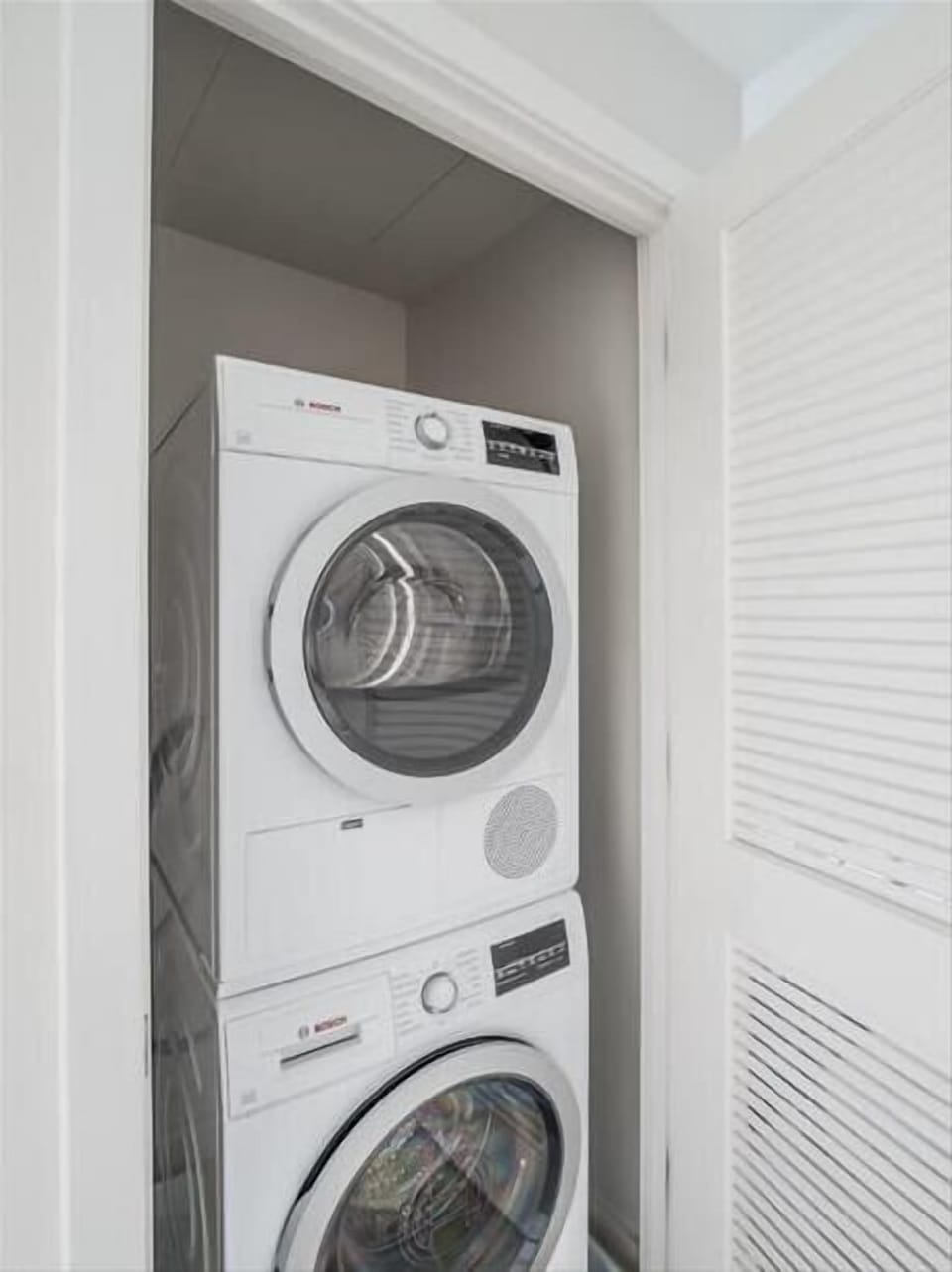 South Arlington Arlington 1 Bedroom Washer/Dryer