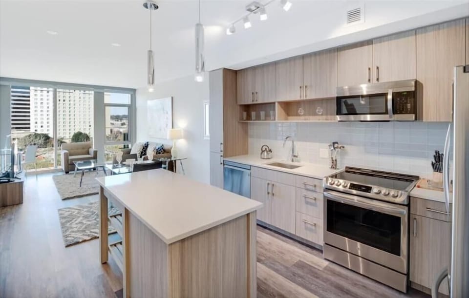 South Arlington Arlington 1 Bedroom Kitchen