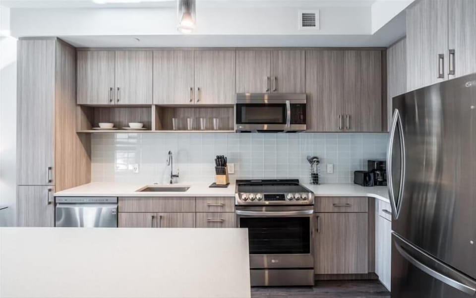 South Arlington Arlington 1 Bedroom with Balcony Kitchen