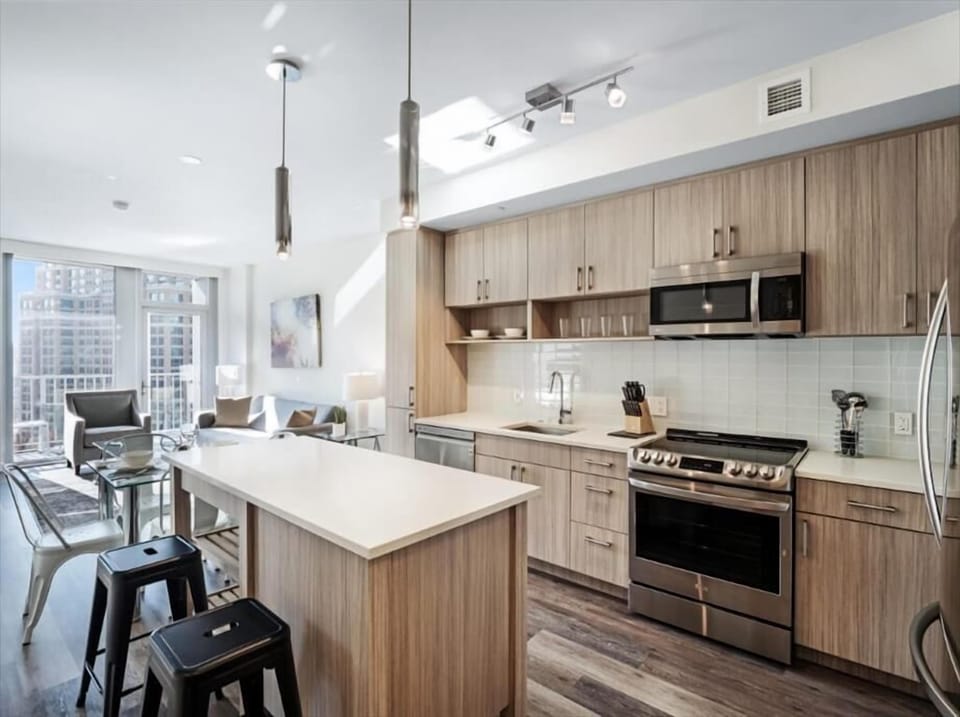 South Arlington Arlington 1 Bedroom with Balcony Kitchen
