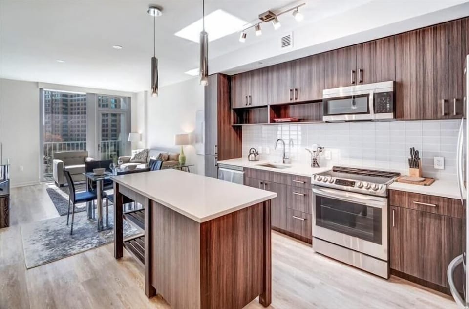 South Arlington Arlington 1 Bedroom with Balcony Kitchen