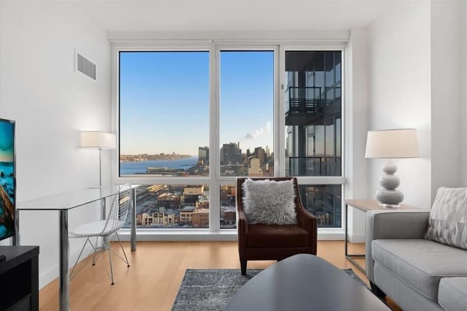 Midtown West New York 1 Bedroom Living Room