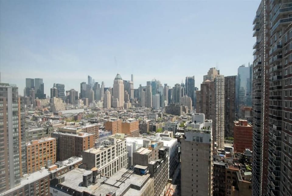Midtown West New York 1 Bedroom View