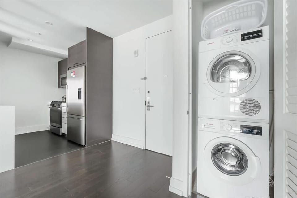 Midtown West New York 1 Bedroom Kitchen