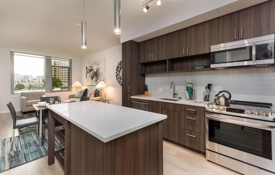 South Arlington Arlington 1 Bedroom Kitchen