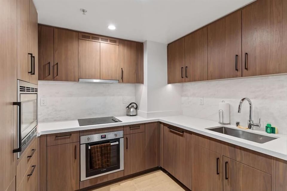 Financial District San Francisco 1 Bedroom Kitchen