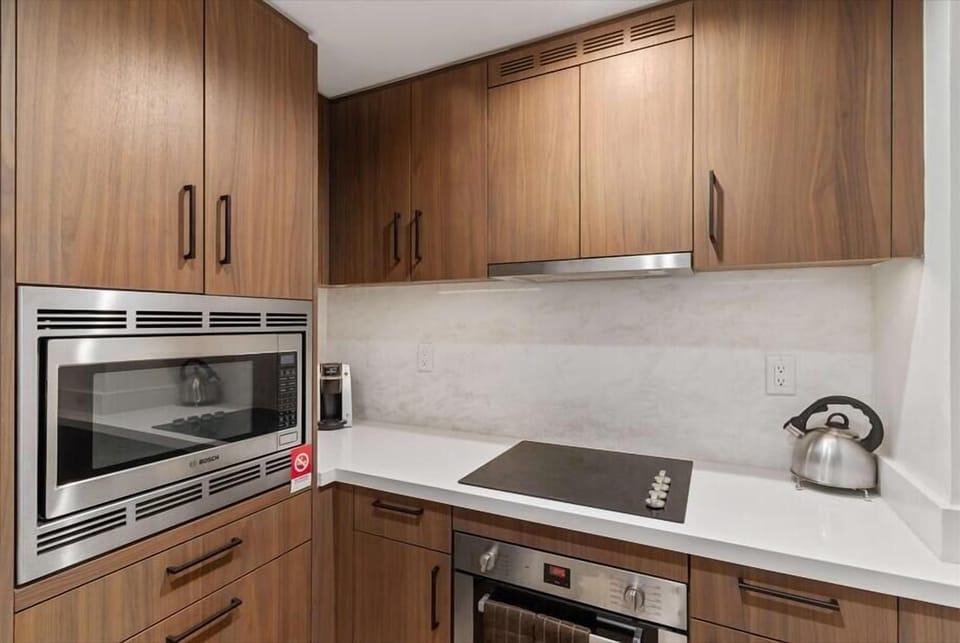 Financial District San Francisco 1 Bedroom Kitchen