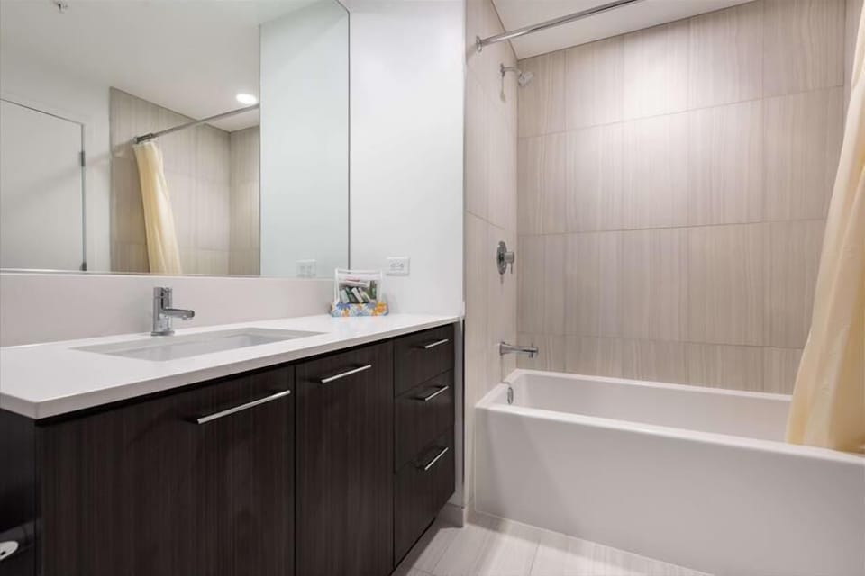 Herndon/Reston Reston 1 with Den/Study Bathroom