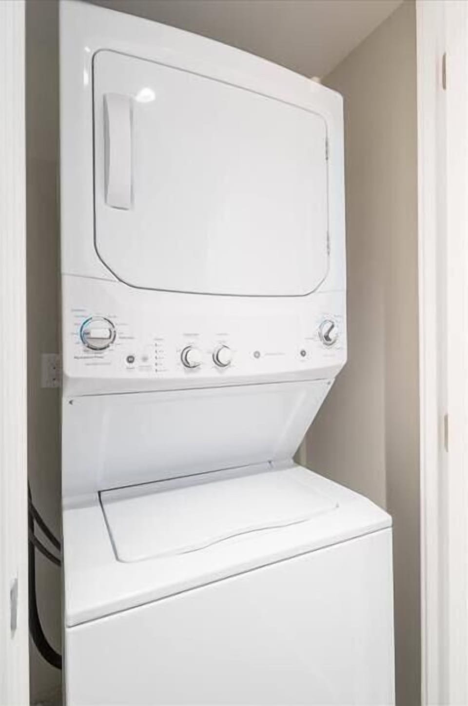 South Arlington Arlington 1 Bedroom Washer/Dryer