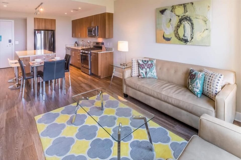 South Arlington Arlington 1 Bedroom Dining Room