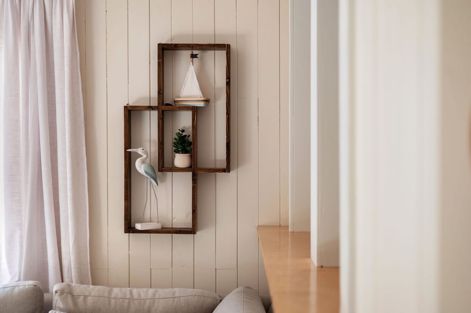 SH161: Coastal Hideaway | ML Living Area