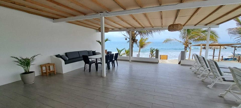 Family House, 4 Bedrooms, Pool Access, Ocean View | Terrace/patio