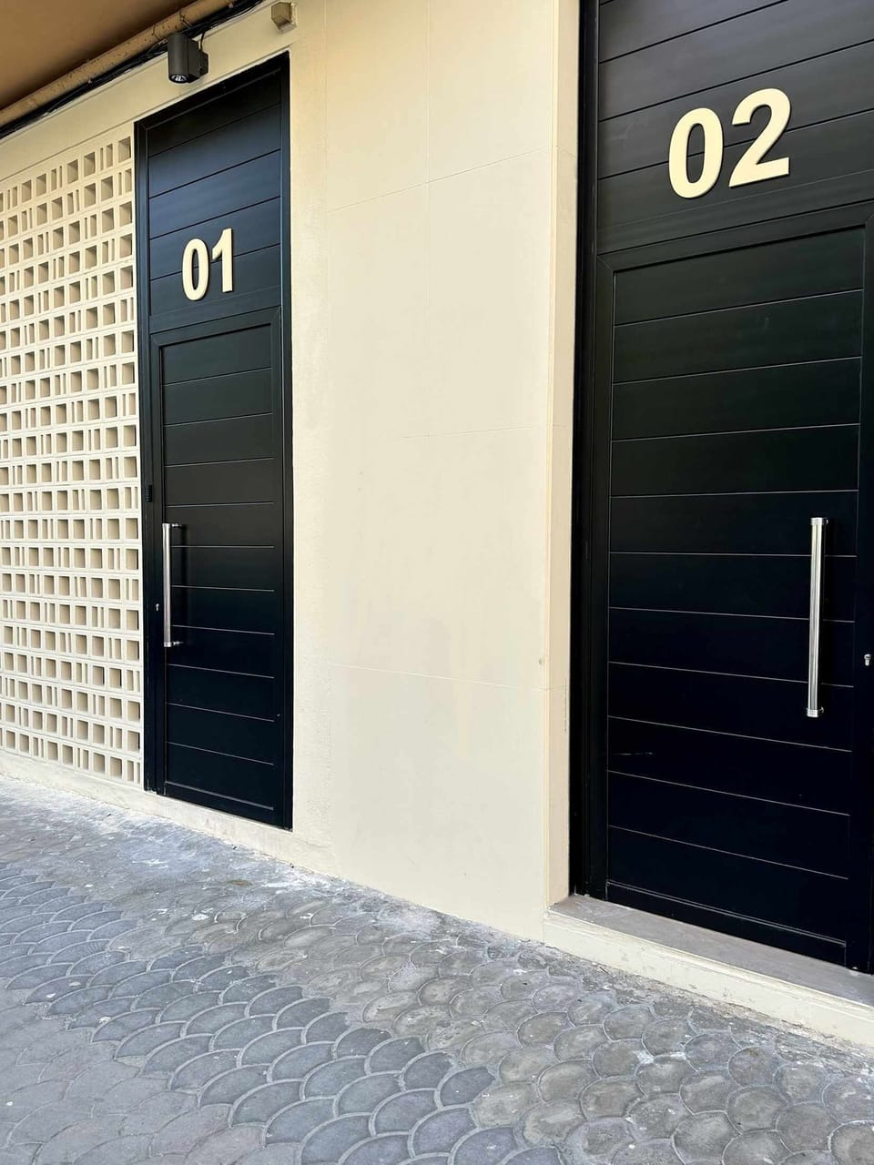 Facade/entrance