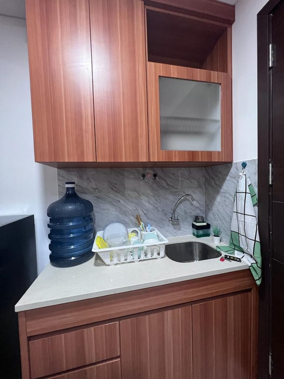 Deluxe Double Room | Desk, laptop workspace, bed sheets