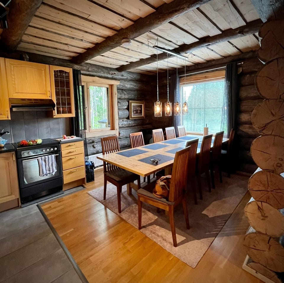 Villa | Dining room