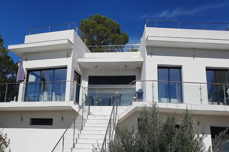 Holiday Home Exterior [winter]