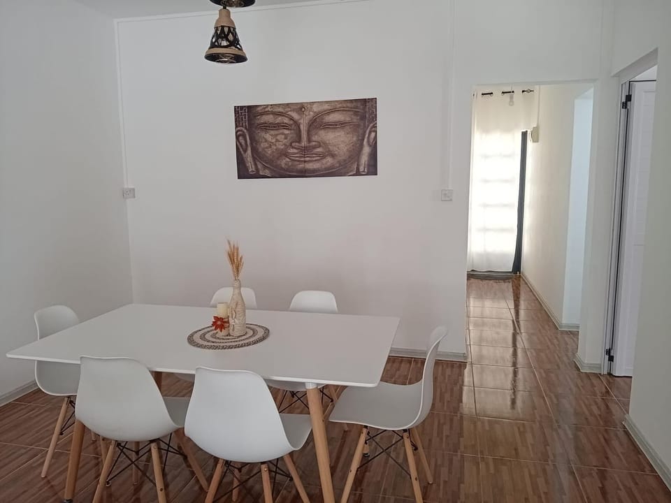 Bungalow, 2 Bedrooms, Private Pool, Garden View | Dining