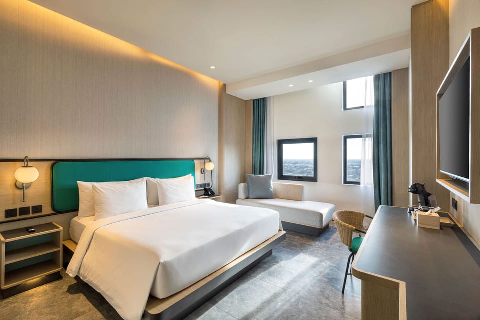 Studio 30 (Double) | In-room safe, blackout drapes, free WiFi, bed sheets